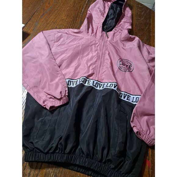 Medium Thrill94 Long Sleeve Pullover Love Hoodie with Pockets - Picture 4 of 5